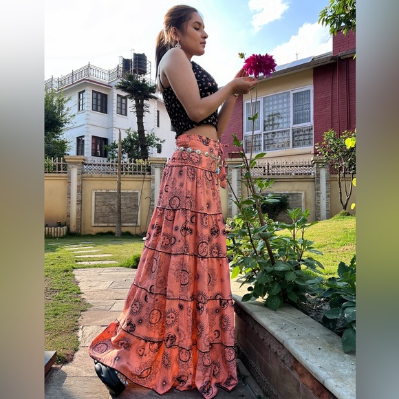 Celestial Sun Moon Print Flowy Tiered Bohemian Skirt - Picture 5 of 7